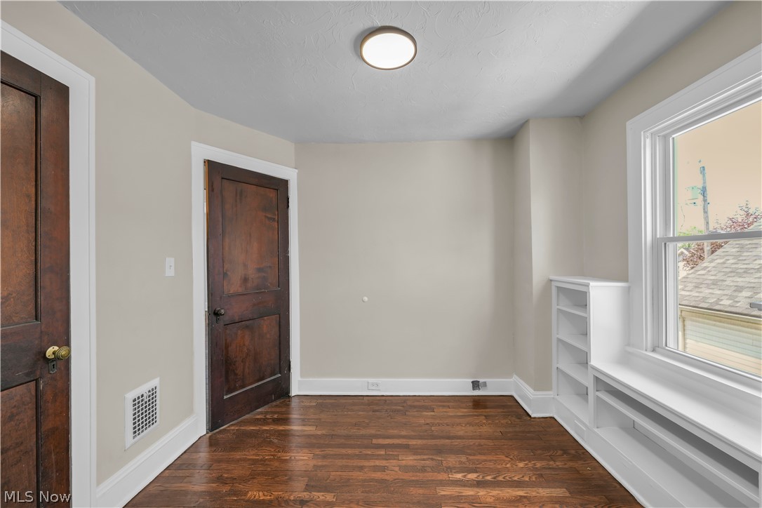 8505 Bancroft Avenue Cleveland OH 44105