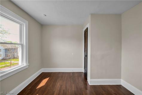 8505 Bancroft Avenue Cleveland OH 44105