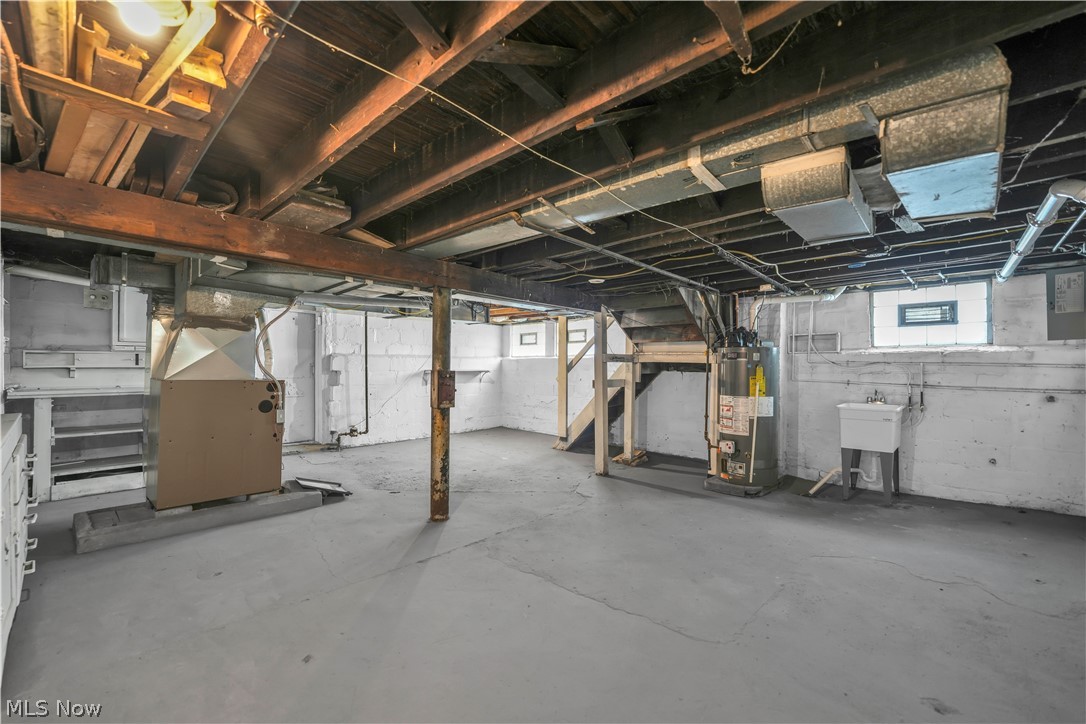 8505 Bancroft Avenue Cleveland OH 44105