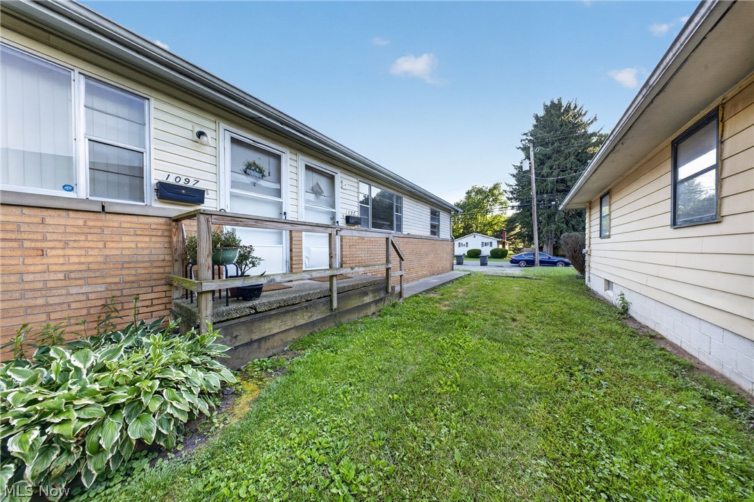 1095 Saint Michaels Avenue Akron OH 44320