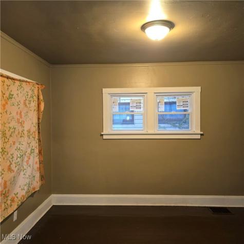 1534 E 133rd Street Cleveland OH 44112