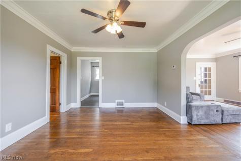 3631 Rolliston Road Shaker Heights OH 44120