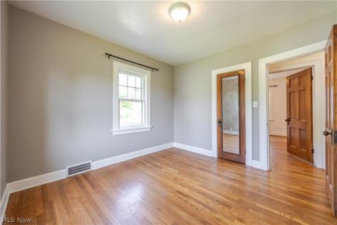 3631 Rolliston Road Shaker Heights OH 44120