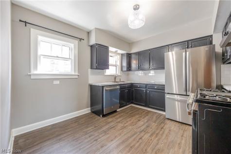 3631 Rolliston Road Shaker Heights OH 44120