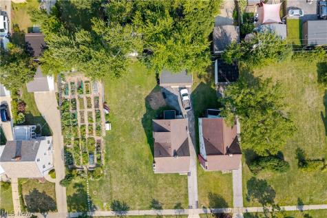 3631 Rolliston Road Shaker Heights OH 44120