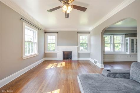 3631 Rolliston Road Shaker Heights OH 44120