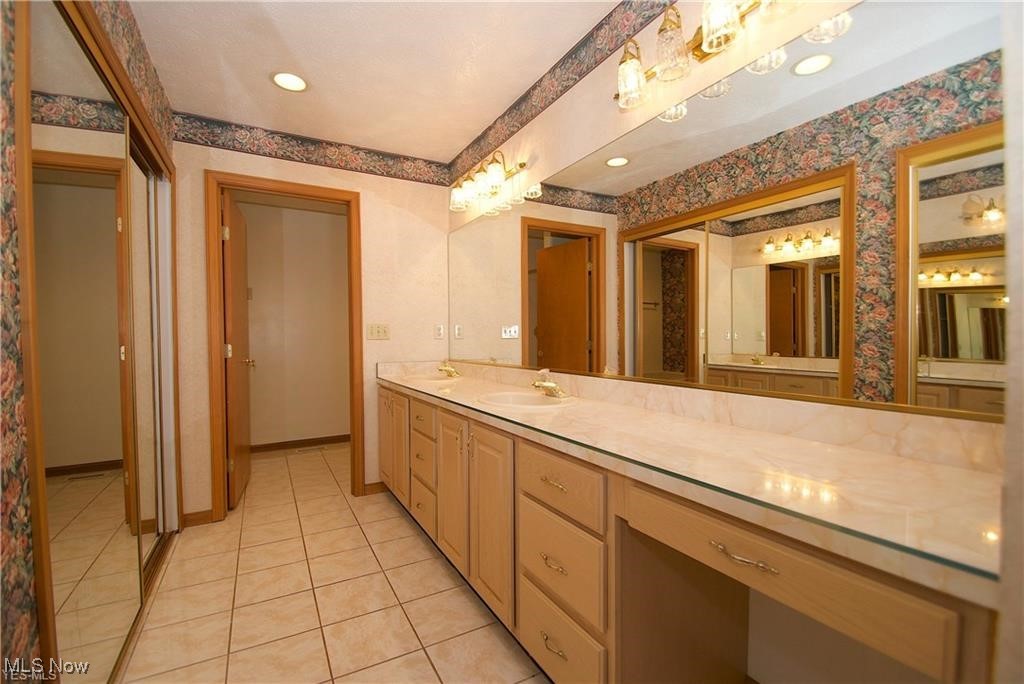 11315 St. Andrews Way Concord OH 44077