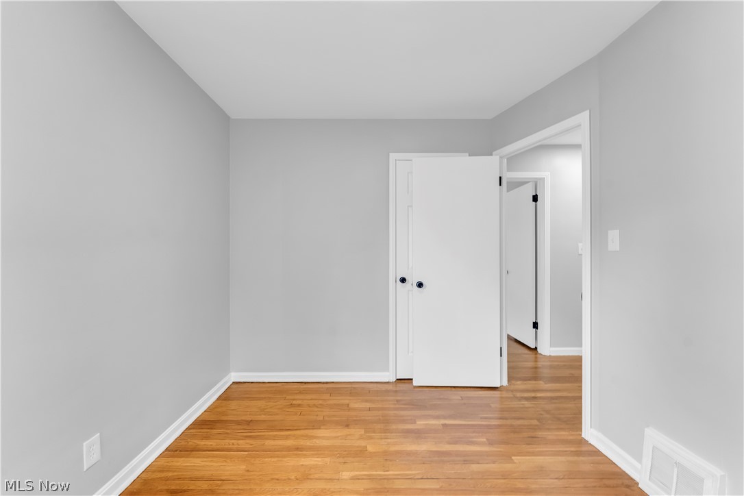 5688 E 141st Street Maple Heights OH 44137