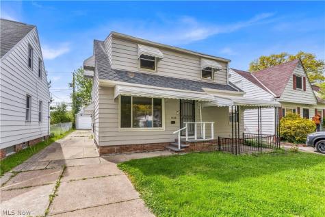 5688 E 141st Street Maple Heights OH 44137