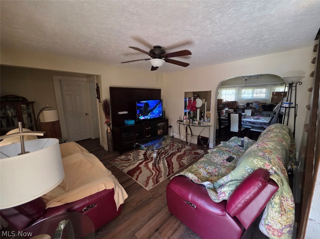4100 Mapledale Avenue Cleveland OH 44109