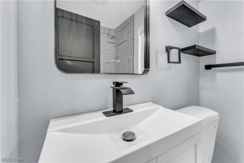 4026 W 144th Street Cleveland OH 44135