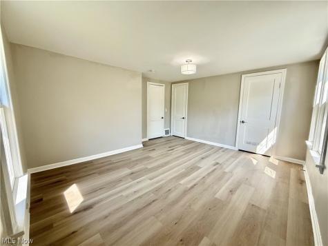 41 Dewhurst Avenue Bedford OH 44146