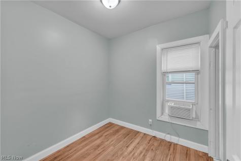 3900 W 33rd Street Cleveland OH 44109