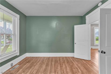 3900 W 33rd Street Cleveland OH 44109