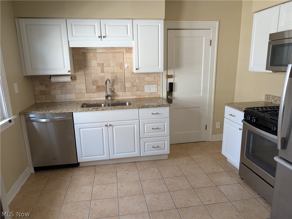 2029 Elbur Avenue Lakewood OH 44107