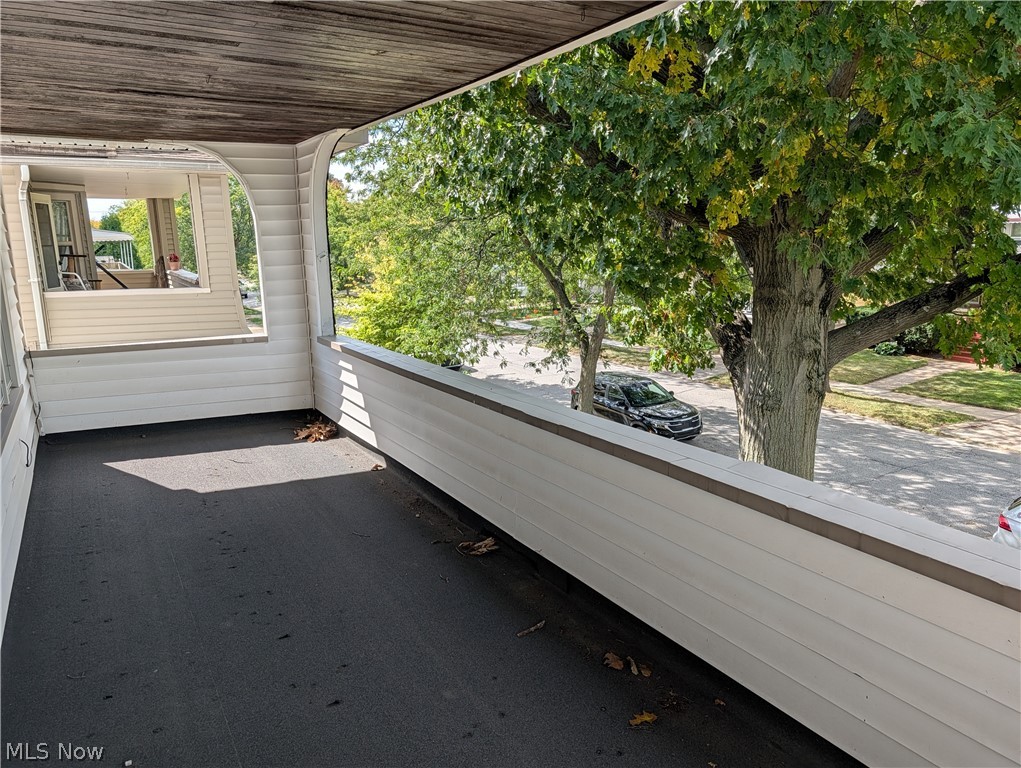 2029 Elbur Avenue Lakewood OH 44107