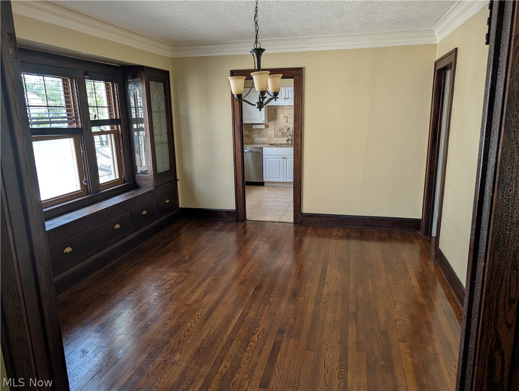 2029 Elbur Avenue Lakewood OH 44107