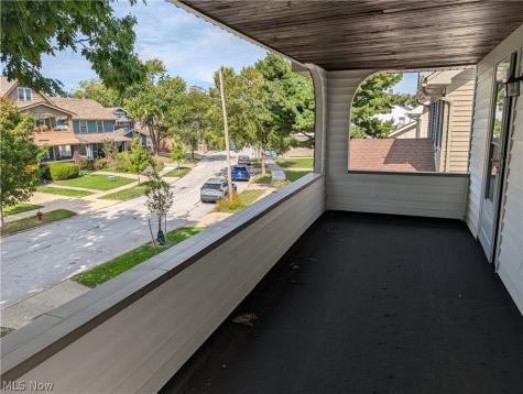2029 Elbur Avenue Lakewood OH 44107