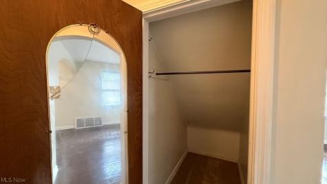 2042 13th Street Cuyahoga Falls OH 44223
