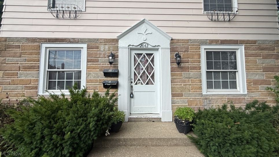 2042 13th Street Cuyahoga Falls OH 44223