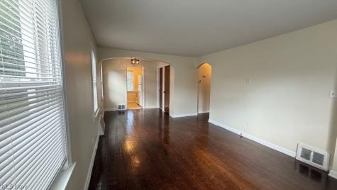 2042 13th Street Cuyahoga Falls OH 44223
