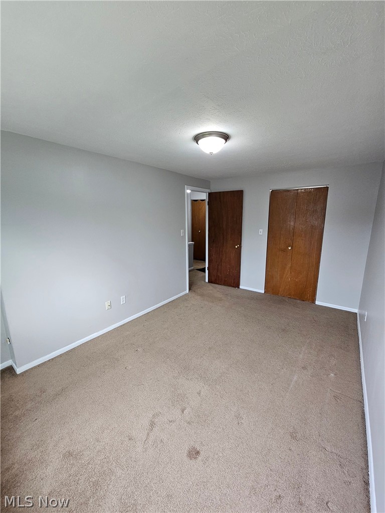 83 E Sprague Road Seven Hills OH 44131