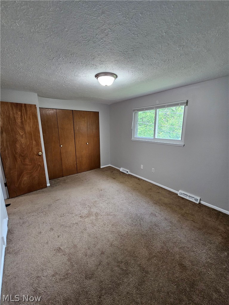 83 E Sprague Road Seven Hills OH 44131