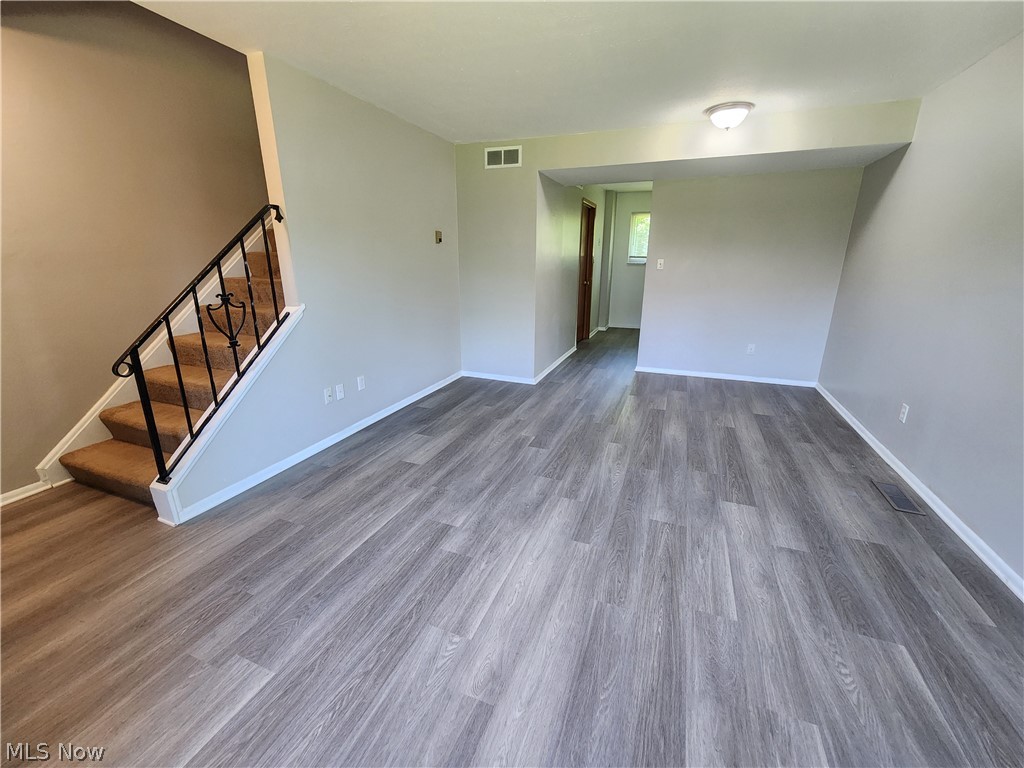 83 E Sprague Road Seven Hills OH 44131