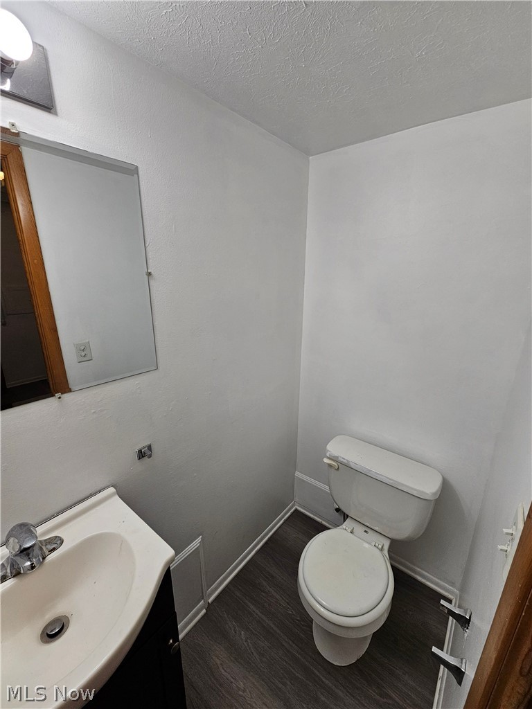 83 E Sprague Road Seven Hills OH 44131