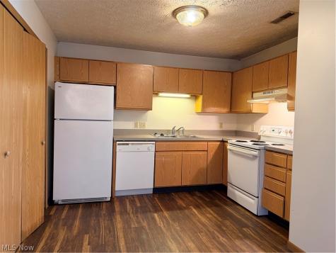 1898 Springfield Lake Boulevard Akron OH 44312