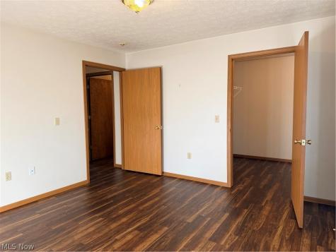 1898 Springfield Lake Boulevard Akron OH 44312