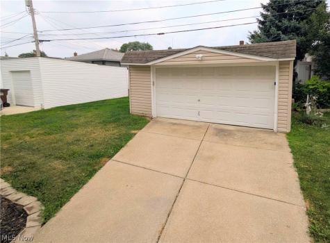 3207 Wellington Avenue Parma OH 44134