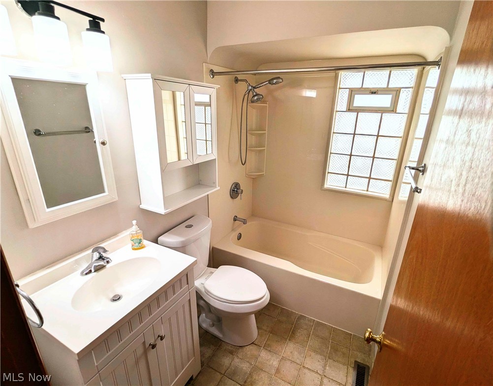3207 Wellington Avenue Parma OH 44134