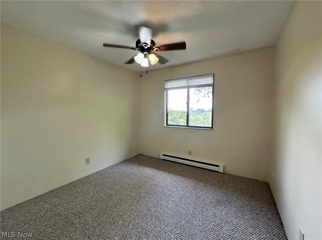 200 Fernwood Wintersville OH 43953