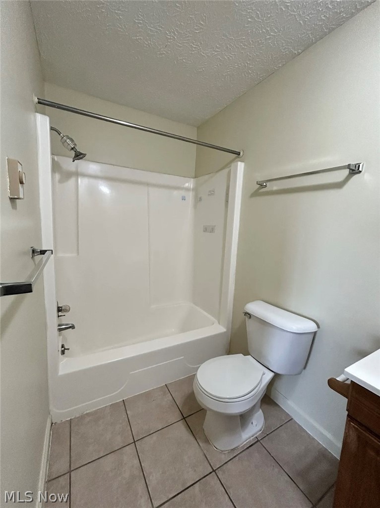 200 Fernwood Wintersville OH 43953