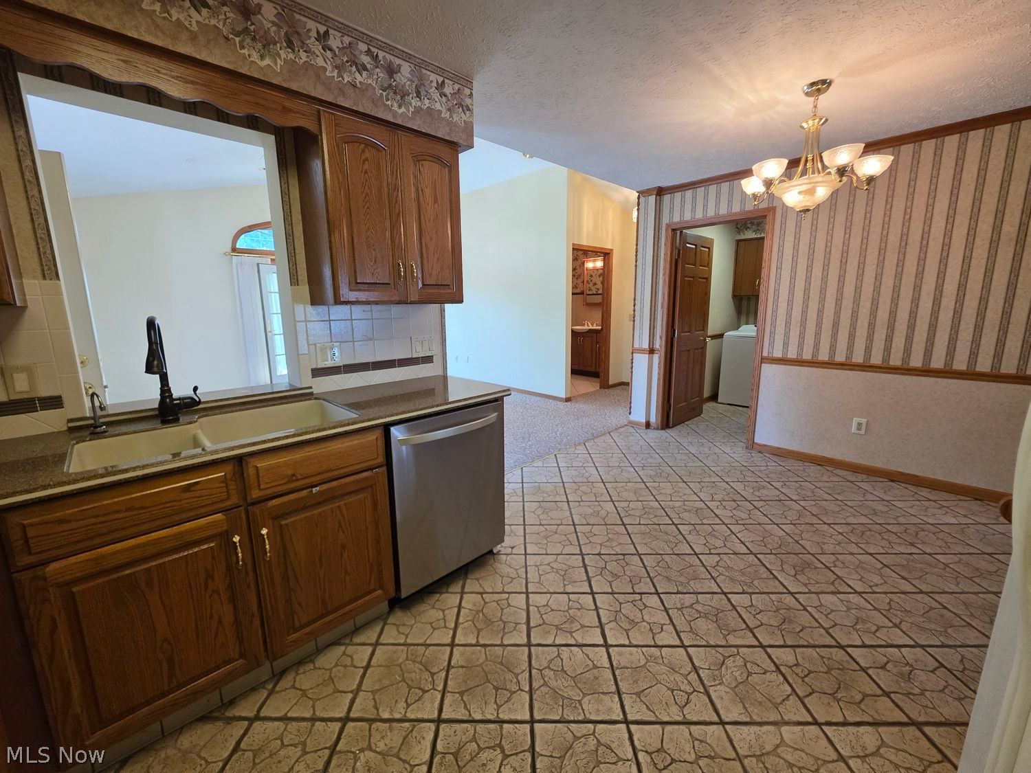 7500 Quarry Road Amherst OH 44001