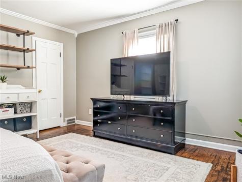 4117 Silsby Road University Heights OH 44118