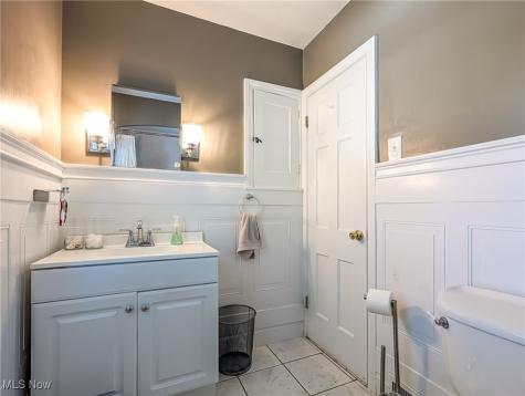 4117 Silsby Road University Heights OH 44118