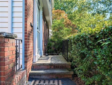 4117 Silsby Road University Heights OH 44118