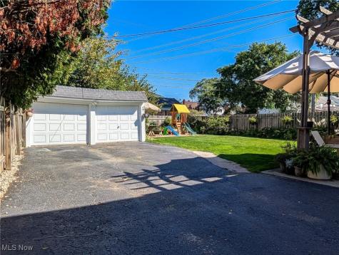 4117 Silsby Road University Heights OH 44118