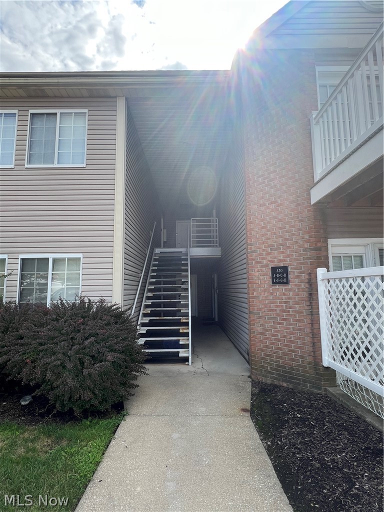 320 Village Pointe Drive Akron OH 44313