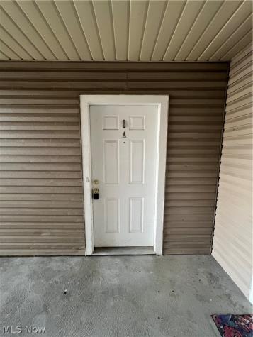 320 Village Pointe Drive Akron OH 44313