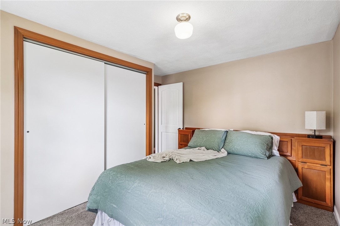 686 Portage Lakes Drive New Franklin OH 44319