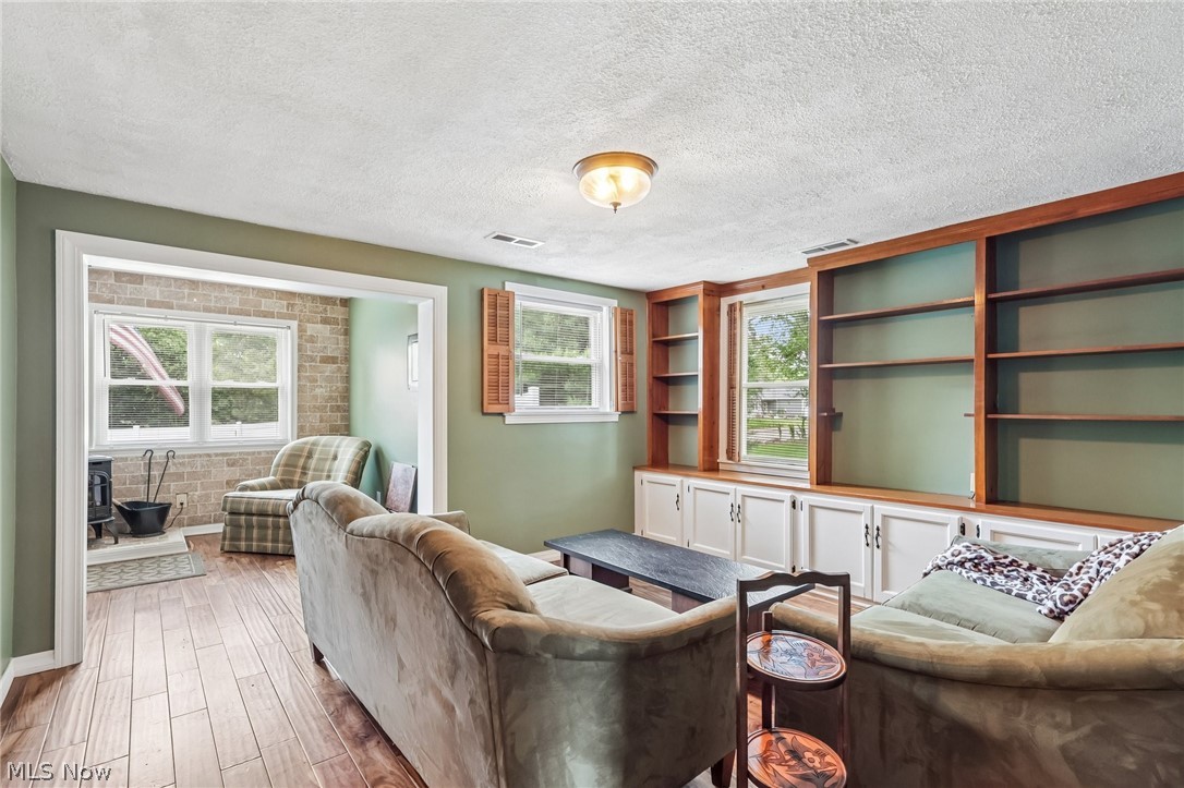 686 Portage Lakes Drive New Franklin OH 44319