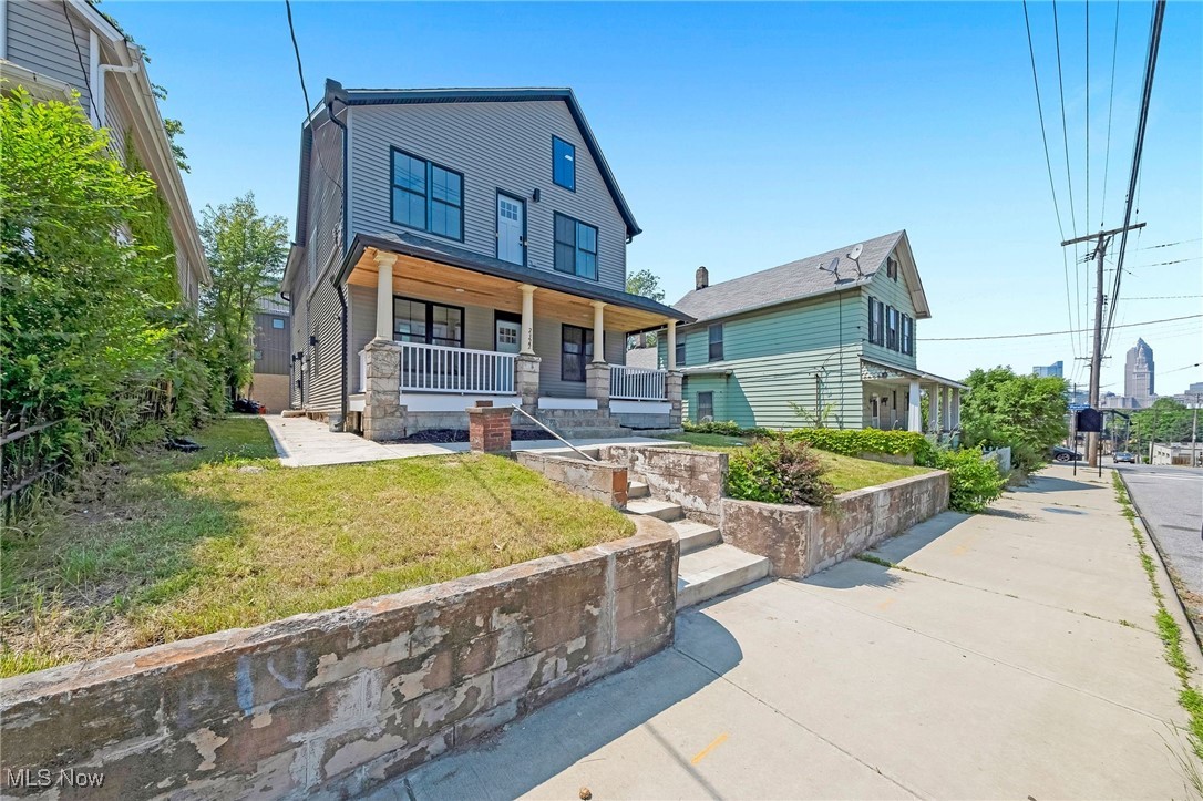 2322 Scranton Road Cleveland OH 44113