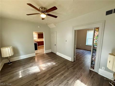 196 Jewett Street Akron OH 44305