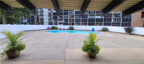 2331 E Market Street Akron OH 44312