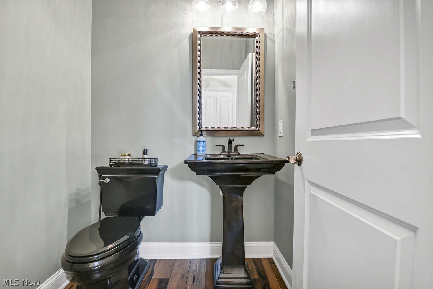 505 Beachcliff Row Drive Rocky River OH 44116