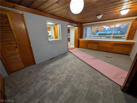 647 Longmere Drive Kent OH 44240