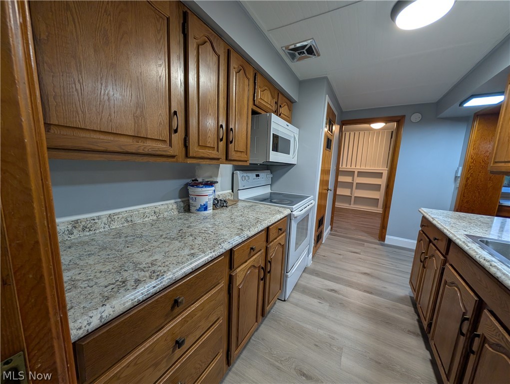 647 Longmere Drive Kent OH 44240